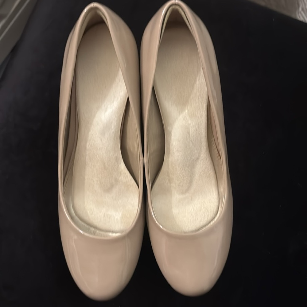 Elegant Nude Women's Shoes
